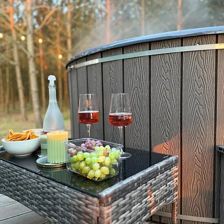 Semesterbostad Tiny House In The Forest *