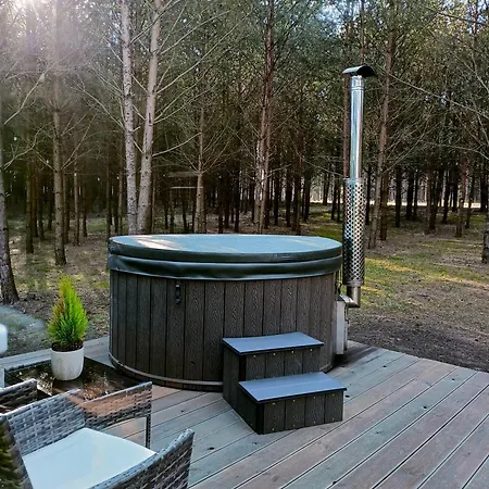 Tiny House In The Forest Semesterbostad Szlachta