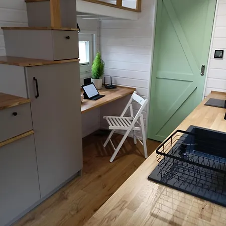Tiny House In The Forest Semesterbostad Szlachta