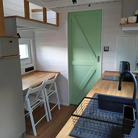 Semesterbostad Tiny House In The Forest *