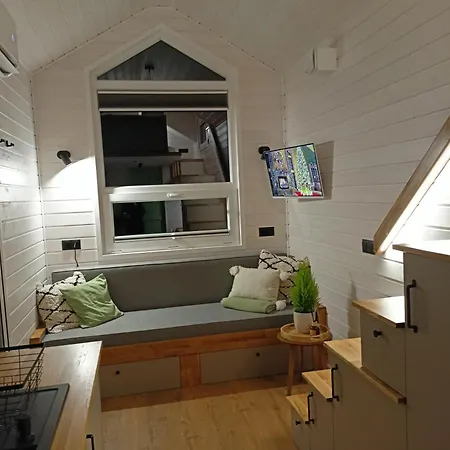 Tiny House In The Forest Szlachta