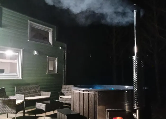 Tiny House In The Forest Szlachta